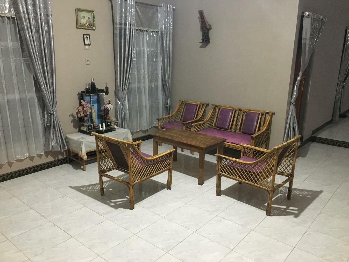 Cinnamon Guest House Bajawa Exterior foto