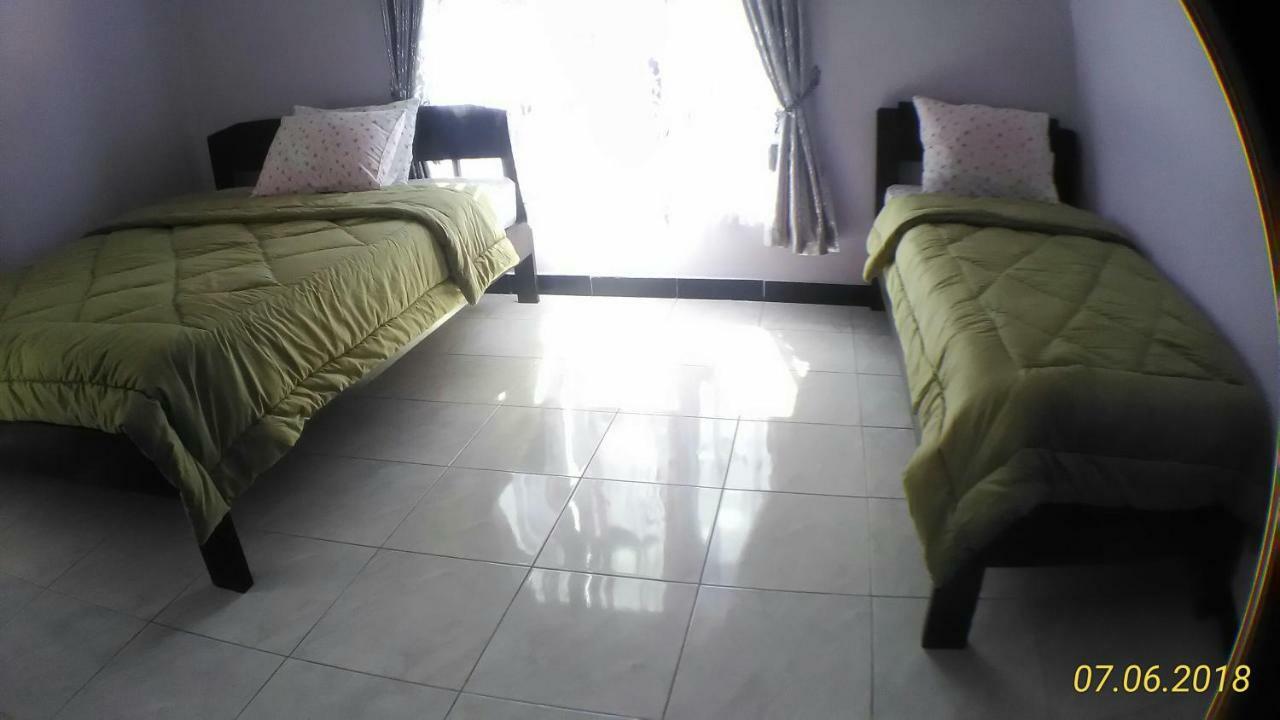 Cinnamon Guest House Bajawa Exterior foto